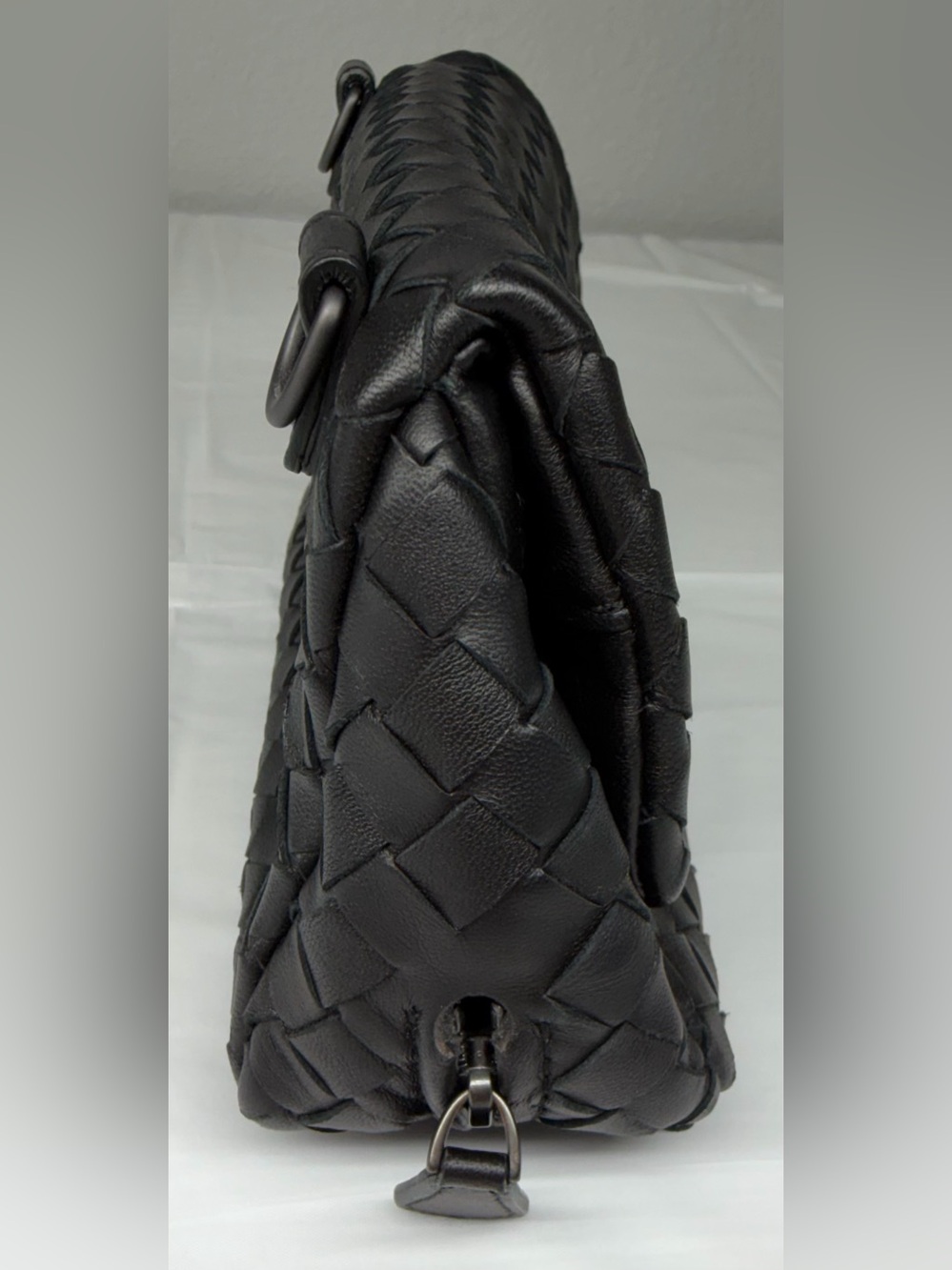Bottega Veneta Intrecciato woven nappa leather mini messenger bag with COA - Picture 6 of 14